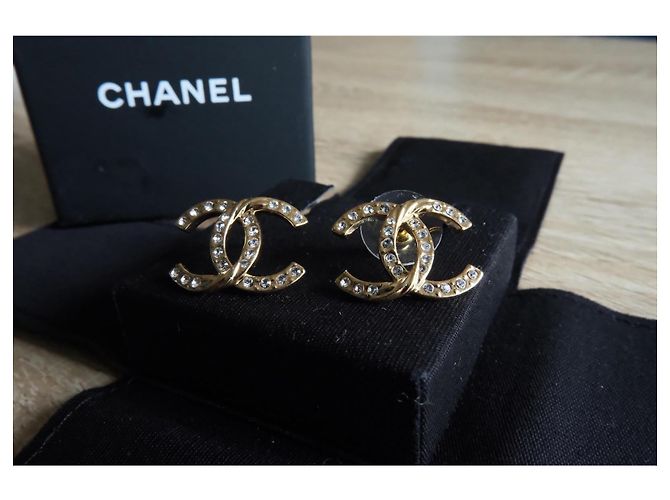 Orecchini Chanel CC Logo Strass Dorati D'oro - vista 9