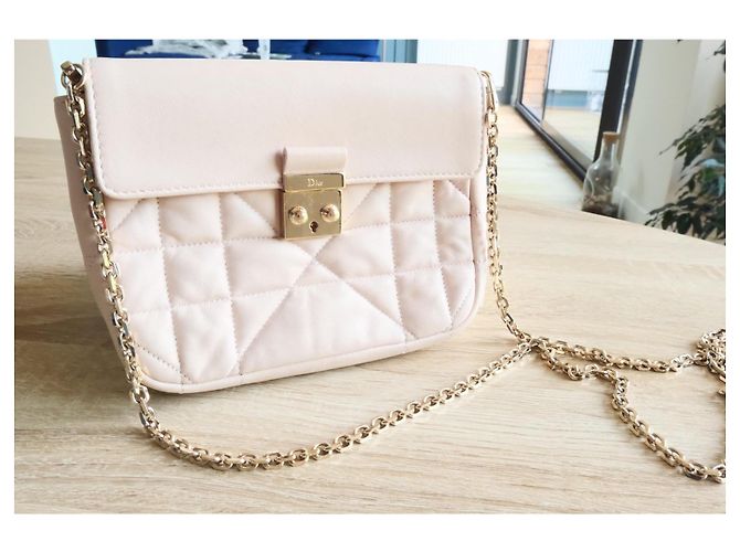 Dior Bolsa de ombro em couro rosa pálido acolchoado - vista 2