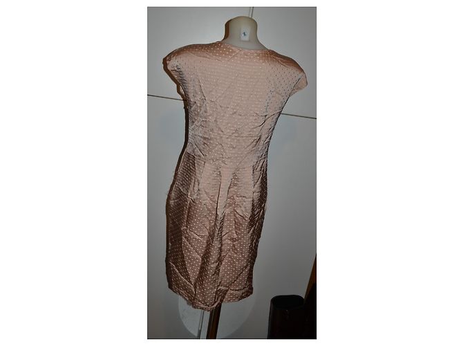 Vestido Moschino Cheap and Chic rosa pó com bolinhas - vista 4