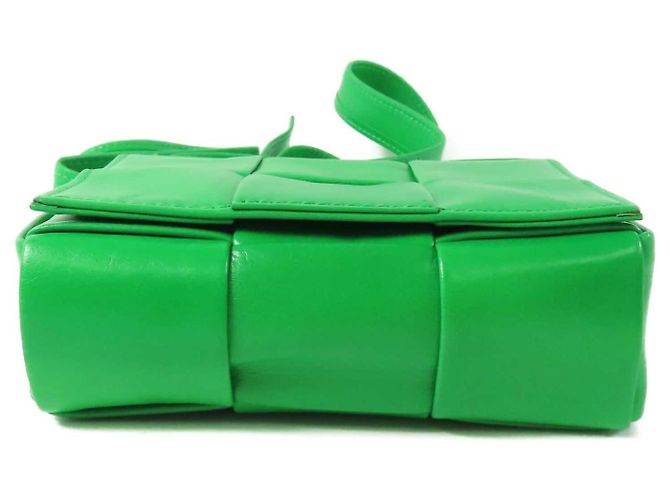 Bottega Veneta Candy Cassette Maxi Intrecciato Leather Mini Verde - vista 5