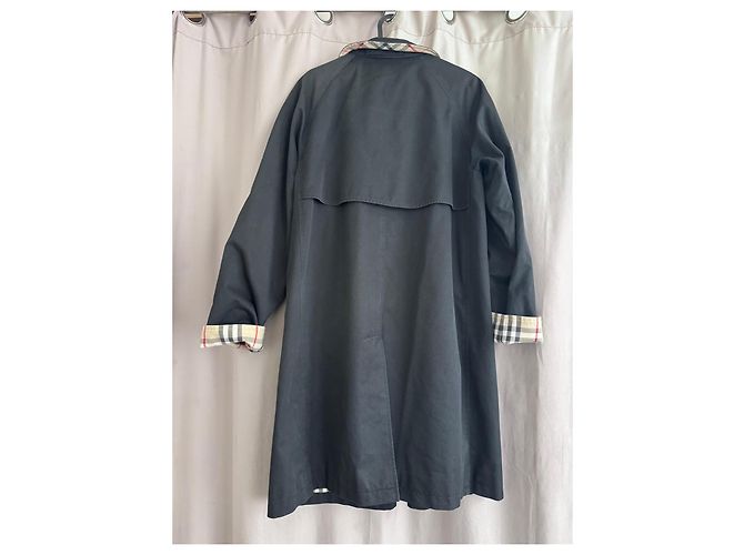 Impermeable Burberry Negro Forro Nova Check - vista 2
