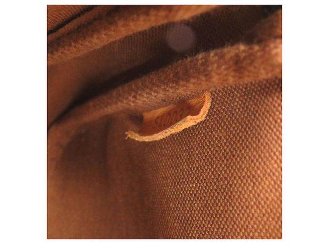 Borsa Louis Vuitton Pochette Accessoires Monogram Marrone Monogramma - vista 9