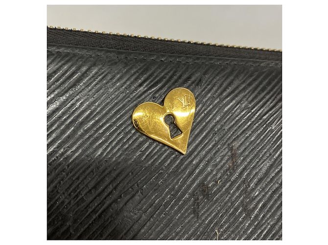 Louis Vuitton Epi Zippy Wallet Love Lock Long M3991 Noir Nero - vista 9