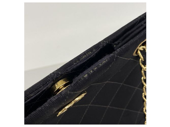 Borsa a Spalla Chanel Matelassé Chain Nero - vista 7