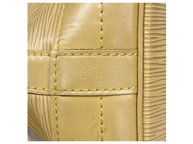 Borsa a Spalla Louis Vuitton Epi Noe Beige - vista 5