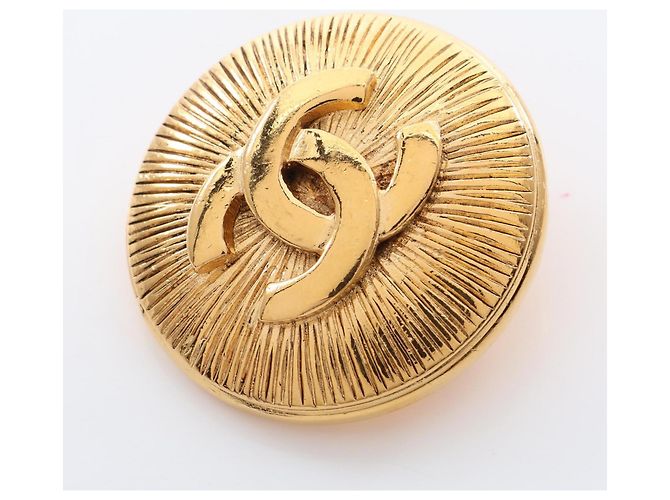 Spilla Chanel Coco Mark Rotonda Placcata Oro D'oro - vista 5