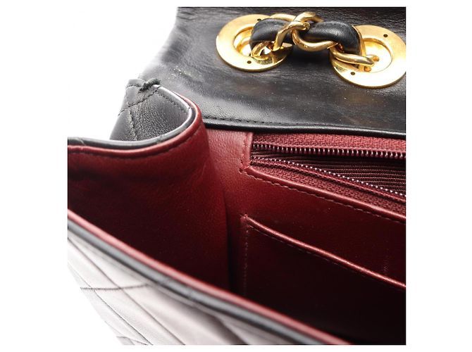 Borsa a tracolla Chanel Matelassé 34 Single Flap Nero - vista 8