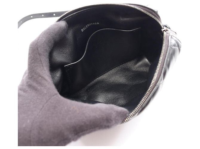 Camera Borsa a tracolla in pelle nera Balenciaga Nero - vista 3