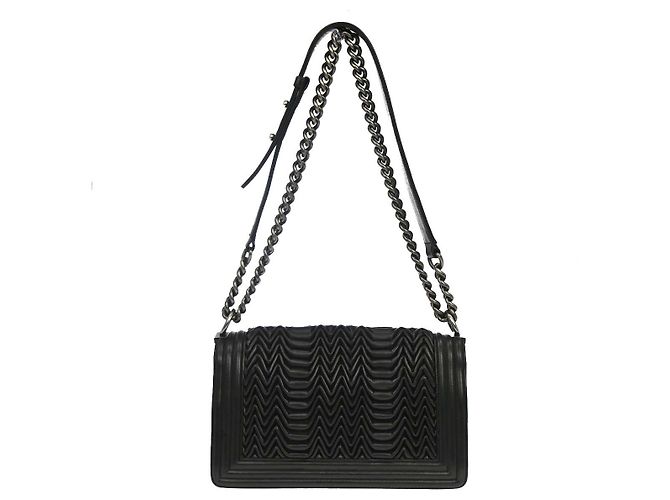 Chanel Boy Flap 3D Pleated Leather Old Medium Nero - vista 2