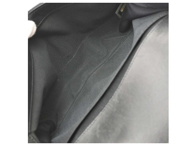 Chanel Boy Flap 3D Pleated Leather Old Medium Nero - vista 3