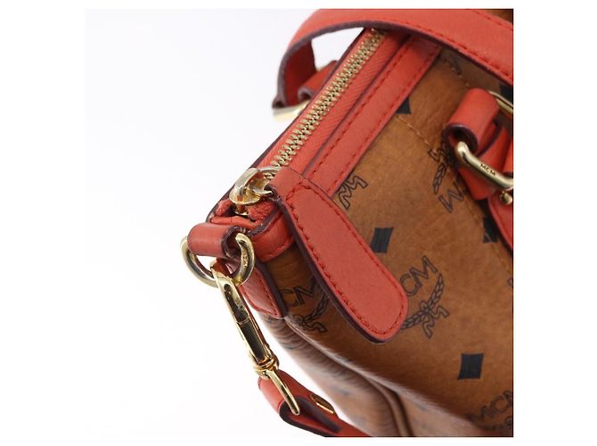 Bolsa Tote MCM Vicetos em PVC e couro marrom com detalhes dourados 2way Auth ki6729A - vista 18