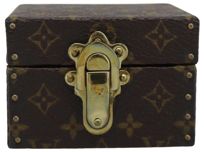 LOUIS VUITTON Estuche de Accesorios Eccrine Declaration Joyero M21010 Auth 194621V Monograma - vista 13