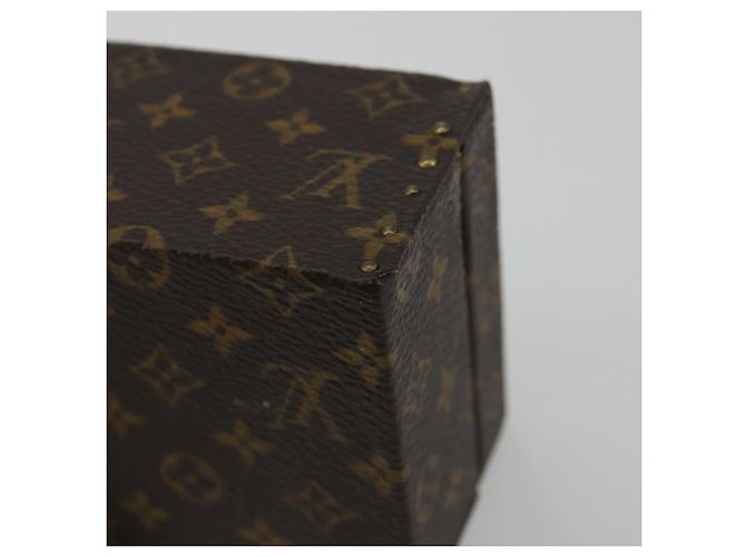 LOUIS VUITTON Estuche de Accesorios Eccrine Declaration Joyero M21010 Auth 194622V Monograma - vista 15