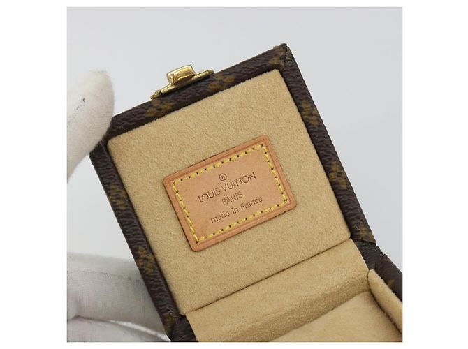 LOUIS VUITTON Estuche de Accesorios Eccrine Declaration Joyero M21010 Auth 194622V Monograma - vista 17