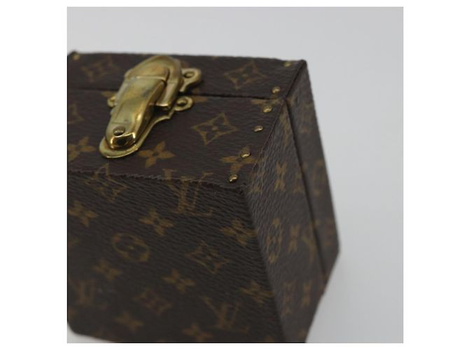 LOUIS VUITTON Estuche de Accesorios Eccrine Declaration Joyero M21010 Auth 194622V Monograma - vista 7
