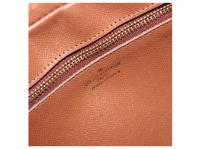 LOUIS VUITTON Monogram Marly Dragonne GM Clutch Bag M51825 LV Auth ep15546 Monogramma - vista 17