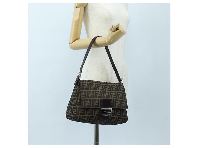 FENDI Zucca Canvas Mamma Baguette Schultertasche Braun Silber Auth 192730V - Ansicht 26