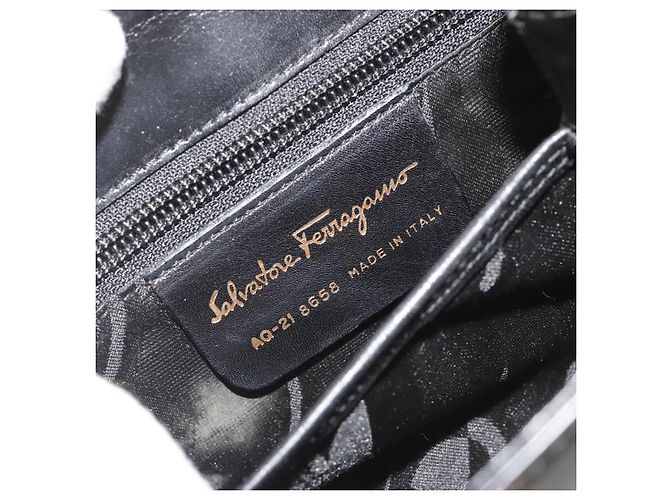 Sac à main Salvatore Ferragamo Gancini en cuir 2way Noir Or Auth 192668 Doré - vue 12