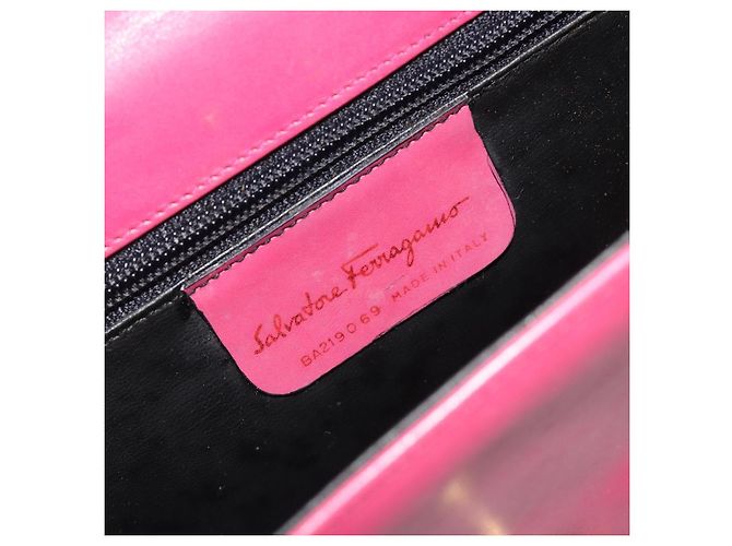 Sac à bandoulière Salvatore Ferragamo Vala en cuir rose or authentique 193072 - vue 12