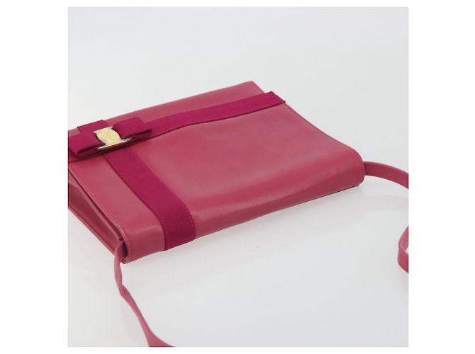Sac à bandoulière Salvatore Ferragamo Vala en cuir rose or authentique 193072 - vue 6