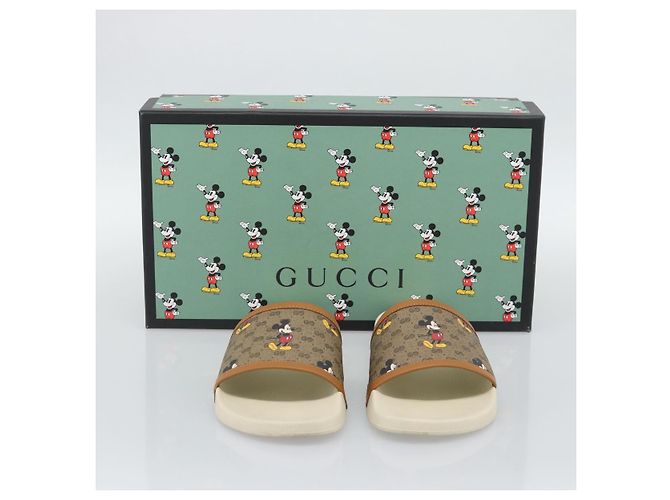 Sandali GUCCI Disney MicroGG in PVC e pelle Beige 603702 Auth ar14145M - vista 18