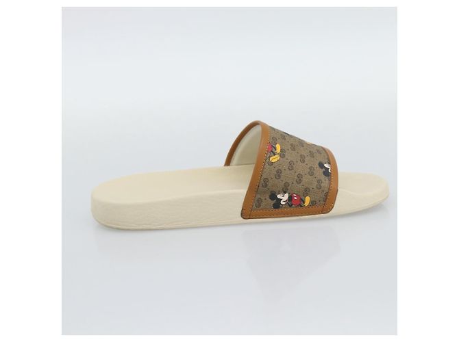 Sandali GUCCI Disney MicroGG in PVC e pelle Beige 603702 Auth ar14145M - vista 4
