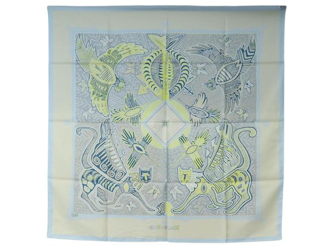 Hermès Sciarpa HERMES Carre 90 in seta "LÉGENDE KUNA PEUPLE DE PANAMA" Blue Auth ki6728M Beige - vista 16