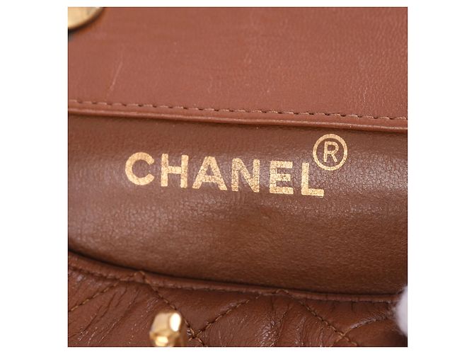 Timeless Borsa a tracolla Chanel Extra Mini in pelle trapuntata Marrone - vista 11