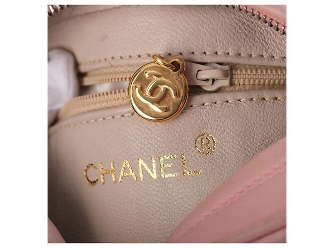 Mini bolsa camera Chanel rosa acolchoada - vista 11