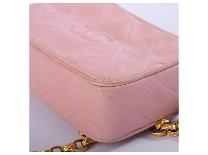 Mini bolsa camera Chanel rosa acolchoada - vista 9