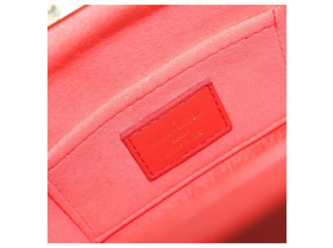 Clutch Louis Vuitton Monogram Top Handle in tela Monogram Rosso - vista 6