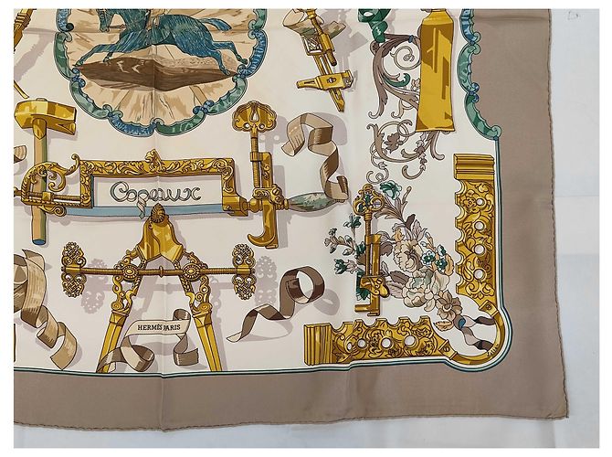 Hermès Hermes Carré 90 Silk multicolor 90 x 90 cm Multicolore - vista 4