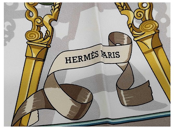 Hermès Hermes Carré 90 Silk multicolor 90 x 90 cm Multicolore - vista 7