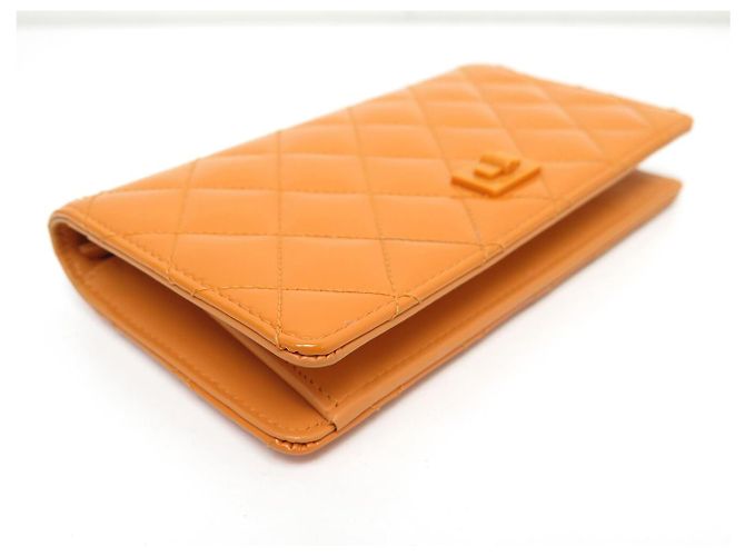CHANEL BOY gesteppte Lackleder Geldbörse Orange - Ansicht 3