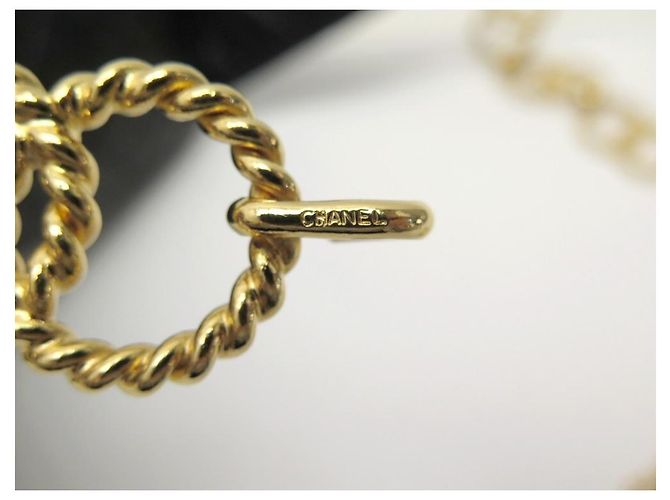 VINTAGE CHANEL Schwarzer gesteppter Leder-Gürtelbeutel - Ansicht 17