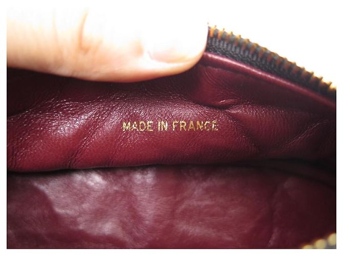VINTAGE CHANEL Schwarzer gesteppter Leder-Gürtelbeutel - Ansicht 18