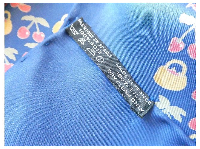 Bufanda de seda Hermès 'Cerezas' Roja Azul Amarillo - vista 4