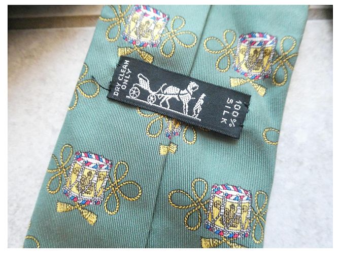 Cravatta Hermès in seta verde con motivo Gold hardware - vista 8
