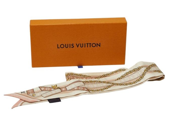 Louis Vuitton Monogram Bandeau BB LV Bow Scarf Rosa Beige - vista 10
