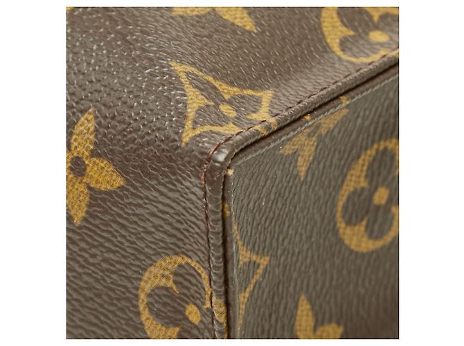 Louis Vuitton Monogram Pochette Toilette 26 Brown - view 4