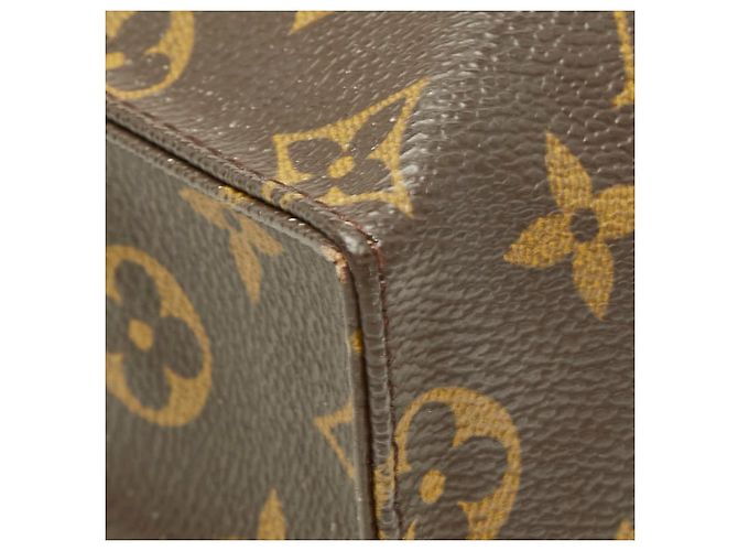 Louis Vuitton Monogram Pochette Toilette 26 Brown - view 7
