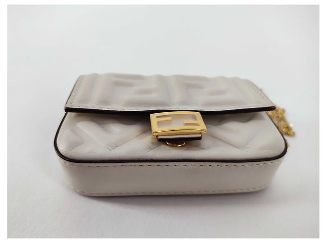 Baguette Pouch con zip logo Fendi in pelle stampata FF Bianco - vista 7