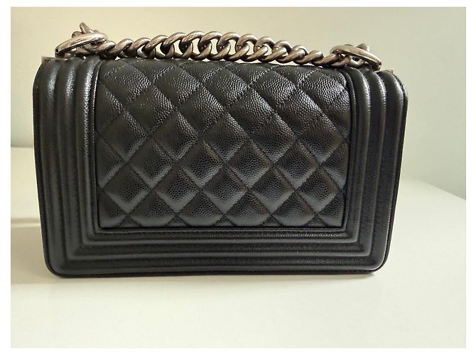 Borsa Chanel Boy Chanel in pelle nera Nero - vista 3