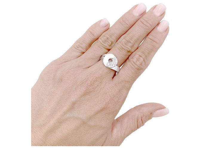 Anello Dinh Van "Double Sens" in oro bianco e diamanti. - vista 5