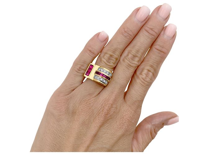 Autre Marque Anello "Tank" in oro giallo, rubini sintetici e diamanti. - vista 5