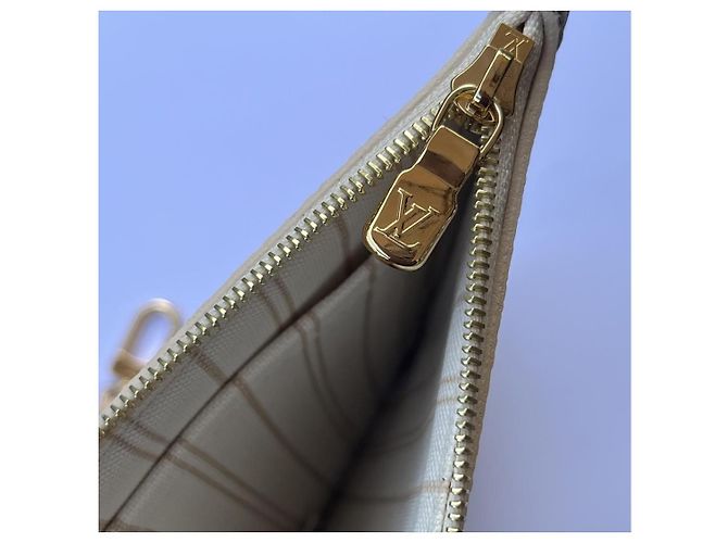 Neverfull Pochette Cosmetici Louis Vuitton Damier Azur Canvas Damier ebene - vista 7