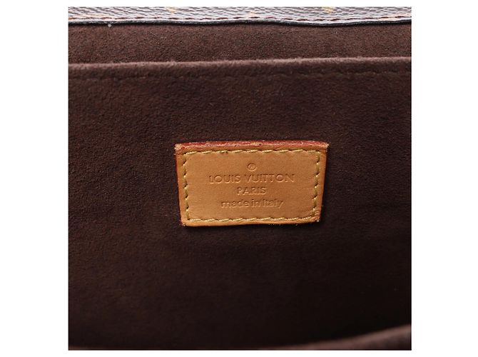 Borsa a tracolla Louis Vuitton Metis MM in tela Monogram marrone M44875 - vista 13