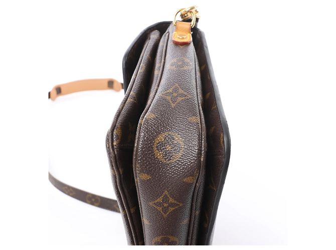 Borsa a tracolla Louis Vuitton Metis MM in tela Monogram marrone M44875 - vista 7