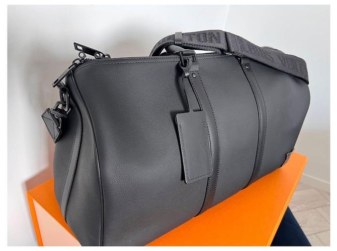 Louis Vuitton Keepall Bandoulière 50 Nero - vista 8