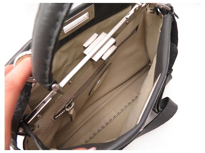 BORSA FENDI PEEKABOO SELLERIA MEDIUM 8BN290 PELLE GRIGIA A SPALLA - vista 8